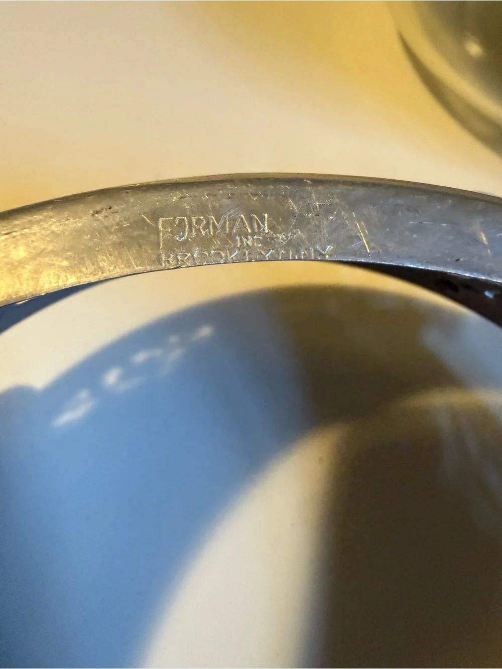 Vintage Forman Inc Brooklyn NY Pyrex 2 Qt Casserole Dish Silver Metal Holder Lid